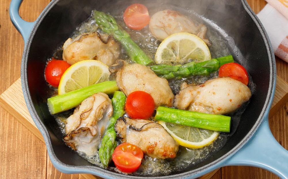 【贈答用】【冷凍】こだわりの大粒牡蠣むき身 1kg 化粧箱入り