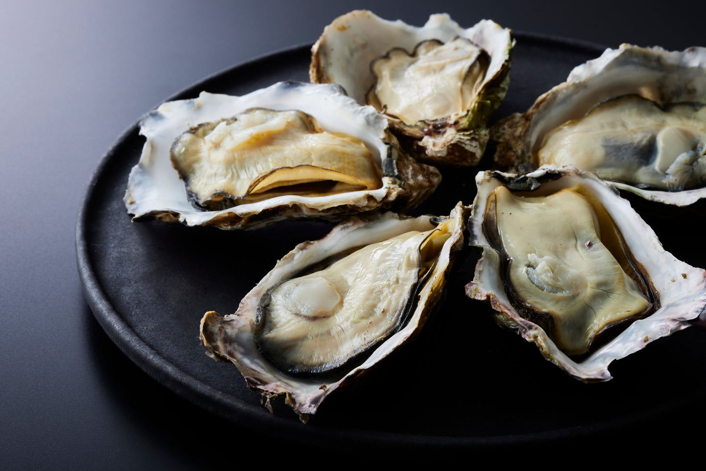 【冷凍】宮島産 生食感かき 殻付きハーフシェル 5個入り